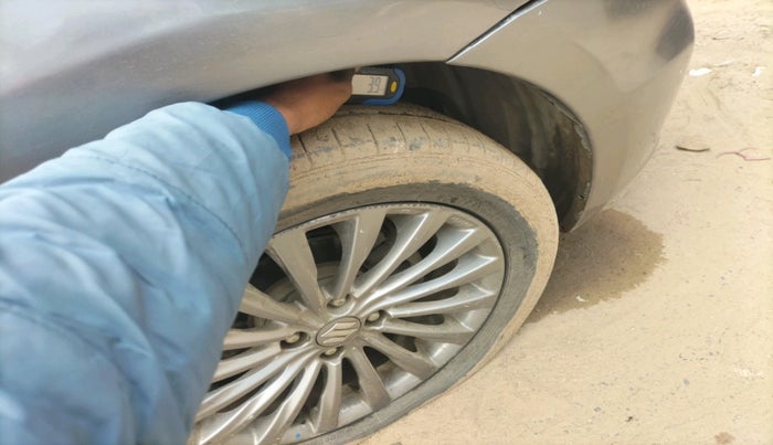 2016 Maruti Ciaz ZXI+ RS, Petrol, Manual, 1,03,870 km, tyre