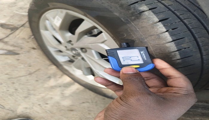 2023 Hyundai Creta SX 1.5 PETROL, Petrol, Manual, 11,849 km, tyre