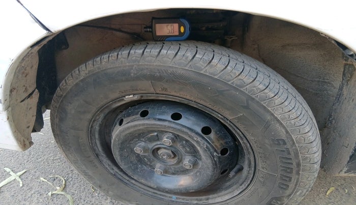 2021 Maruti Alto VXI, Petrol, Manual, 1,11,539 km, tyre