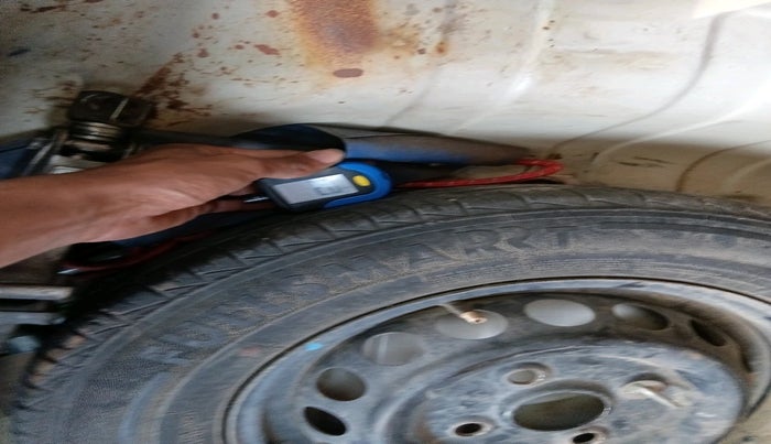 2021 Maruti Alto VXI, Petrol, Manual, 1,11,539 km, tyre