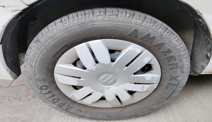 2016 Maruti Alto 800 LXI, Petrol, Manual, 15,358 km, tyre