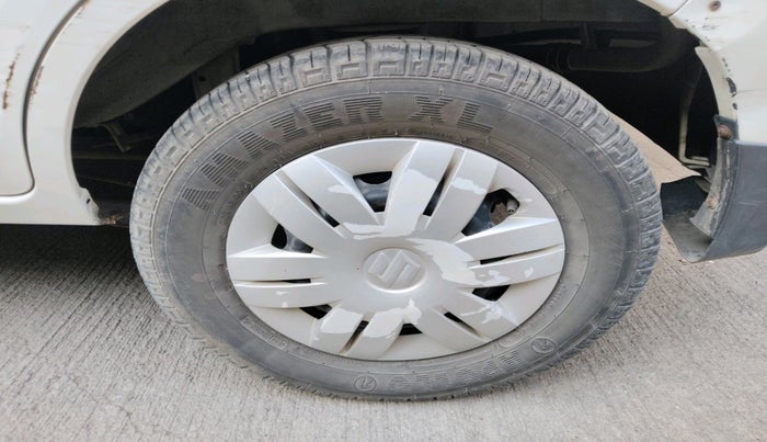 2016 Maruti Alto 800 LXI, Petrol, Manual, 15,358 km, tyre