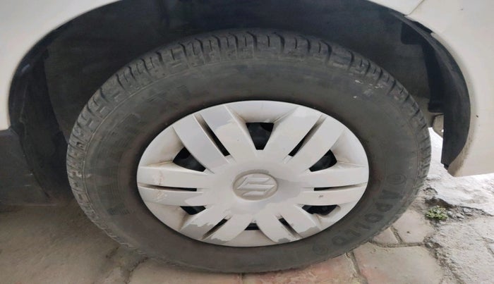 2016 Maruti Alto 800 LXI, Petrol, Manual, 15,358 km, tyre