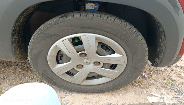 2018 Renault Kwid RXT 1.0, Petrol, Manual, 80,728 km, tyre