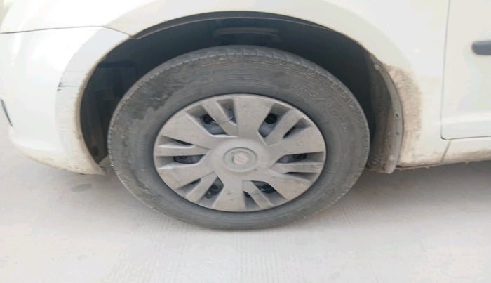 2011 Maruti Swift Dzire VXI, Petrol, Manual, 1,00,845 km, tyre