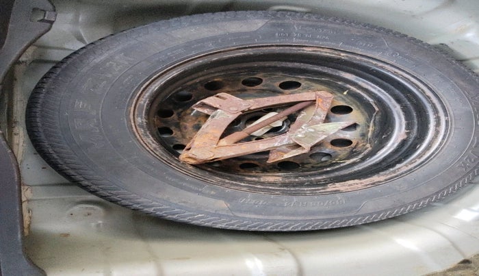 2012 Hyundai i20 ASTA 1.2, Petrol, Manual, 75,615 km, tyre