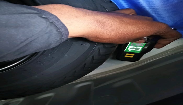 2025 Maruti Alto K10 VXI PLUS AMT, Petrol, Automatic, 1,128 km, tyre