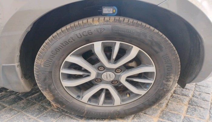 2020 Maruti Swift VXI, Petrol, Manual, 79,725 km, tyre