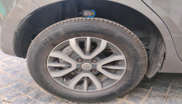 2020 Maruti Swift VXI, Petrol, Manual, 79,725 km, tyre