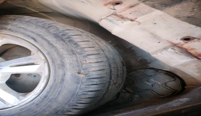 2011 Hyundai i20 SPORTZ 1.2, Petrol, Manual, 83,580 km, tyre