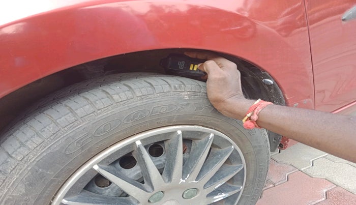 2016 Maruti Celerio VXI AMT (O), Petrol, Automatic, 6,24,300 km, tyre