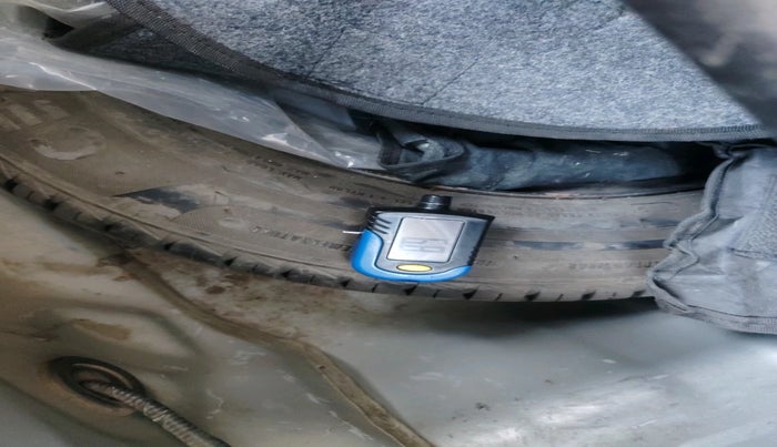 2019 Hyundai NEW SANTRO SPORTZ CNG, Petrol, Manual, 66,946 km, tyre