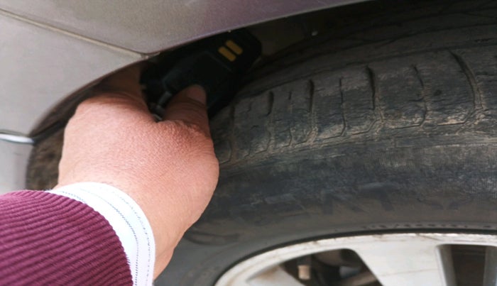 2011 Honda Accord 2.4L I-VTEC MT, Petrol, Manual, 74,106 km, tyre