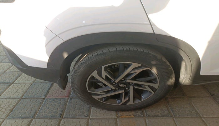 2024 Hyundai Creta SX (O) 1.5 PETROL, Petrol, Manual, 23,493 km, tyre