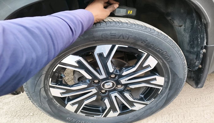 2023 Renault Kiger RXT (O) MT, Petrol, Manual, 43,333 km, tyre