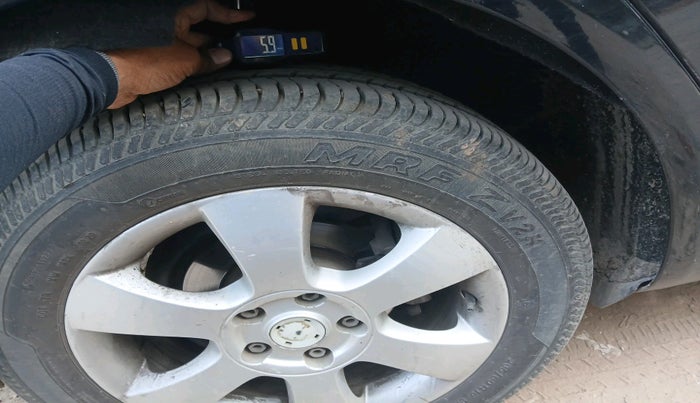 2010 Skoda Laura AMBIENTE 1.9 TDI MT, Diesel, Manual, 79,335 km, tyre