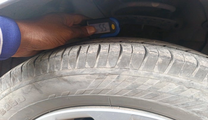 2017 Hyundai Elite i20 MAGNA 1.2, Petrol, Manual, 72,503 km, tyre