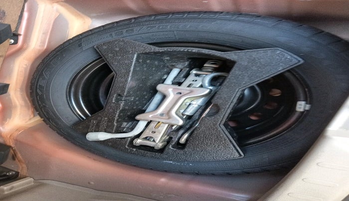 2019 Maruti Celerio VXI AMT, Petrol, Automatic, 27,649 km, tyre