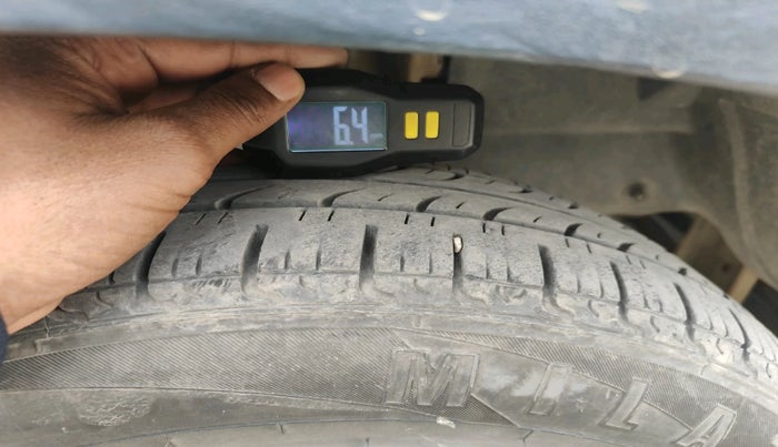 2016 Mahindra Kuv100 K8 D 5 STR, Diesel, Manual, 85,512 km, tyre