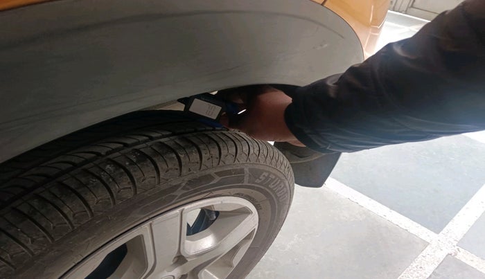 2019 Renault TRIBER RXZ, Petrol, Manual, 37,383 km, tyre