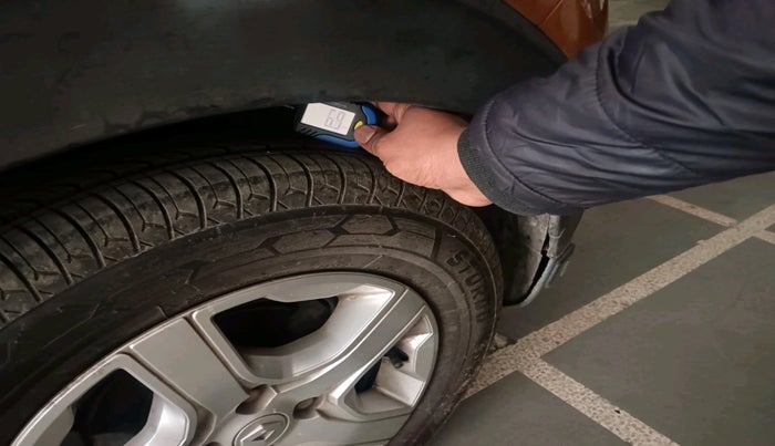 2019 Renault TRIBER RXZ, Petrol, Manual, 37,383 km, tyre