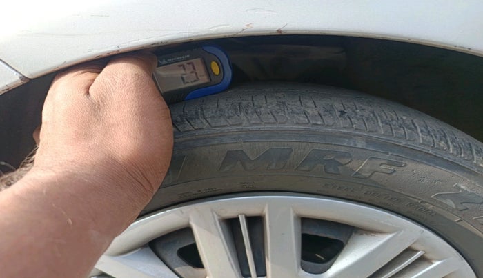 2012 Hyundai Santro Xing GLS, Petrol, Manual, 1,00,915 km, tyre