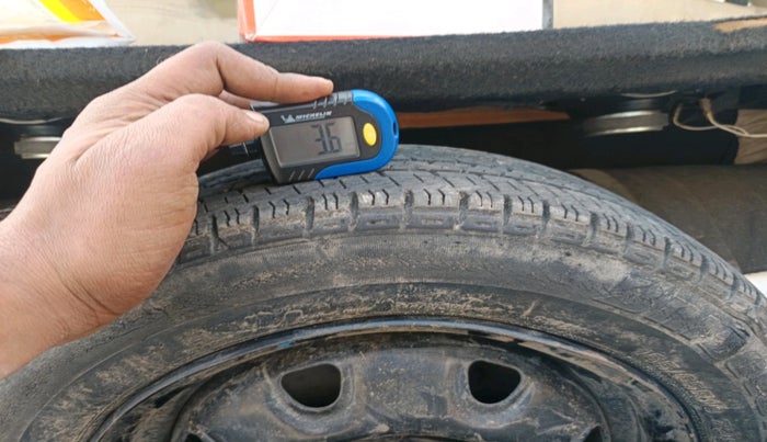 2012 Hyundai Santro Xing GLS, Petrol, Manual, 1,00,915 km, tyre