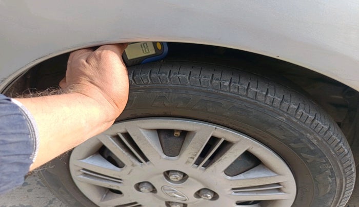 2012 Hyundai Santro Xing GLS, Petrol, Manual, 1,00,915 km, tyre