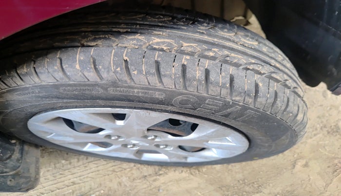 2016 Hyundai Grand i10 SPORTZ 1.1 CRDI, Diesel, Manual, 67,020 km, tyre