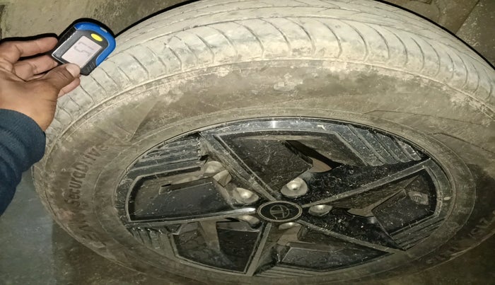 2024 Tata NEXON Creative Plus 1.2 iCNG, Petrol, Manual, 11,475 km, tyre