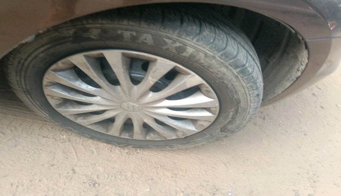 2016 Maruti Ciaz VDI SHVS, Diesel, Manual, 1,77,901 km, tyre