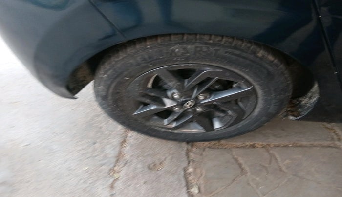 2021 Hyundai GRAND I10 NIOS SPORTZ 1.2 KAPPA VTVT CNG, Petrol, Manual, 36,572 km, tyre