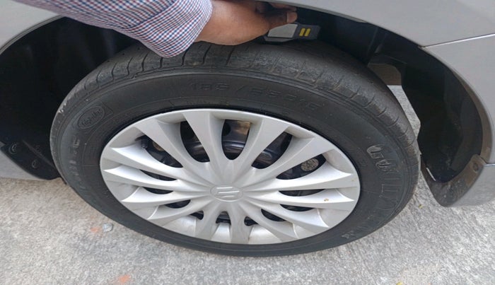 2021 Maruti Ciaz SIGMA 1.5 SHVS MT  PETROL, Petrol, Manual, 44,720 km, tyre