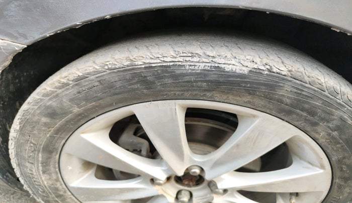 2012 Hyundai Verna FLUIDIC 1.6 VTVT SX, Petrol, Manual, 1,32,580 km, tyre