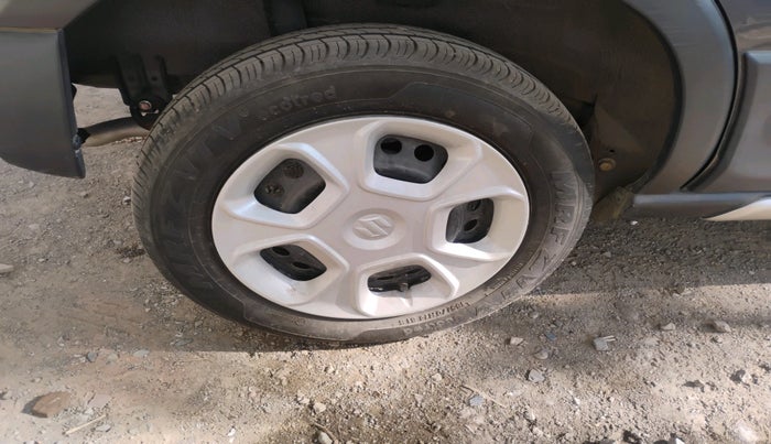 2023 Maruti S PRESSO VXI+, Petrol, Manual, 886 km, tyre