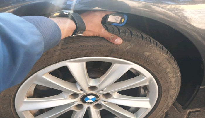 2012 BMW 5 Series 520D 2.0, Diesel, Automatic, 71,849 km, tyre