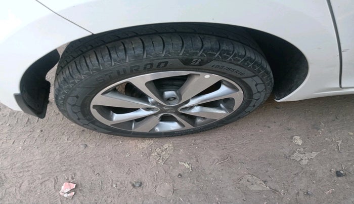 2017 Hyundai Elite i20 ASTA 1.4 CRDI, Diesel, Manual, 94,613 km, tyre