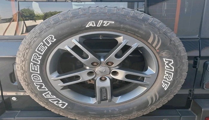 2023 Mahindra Thar LX HARD TOP 4WD MT, Diesel, Manual, 66,682 km, tyre