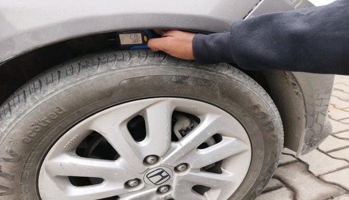 2015 Honda Mobilio 1.5L I-DTEC S, Diesel, Manual, 2,17,714 km, tyre