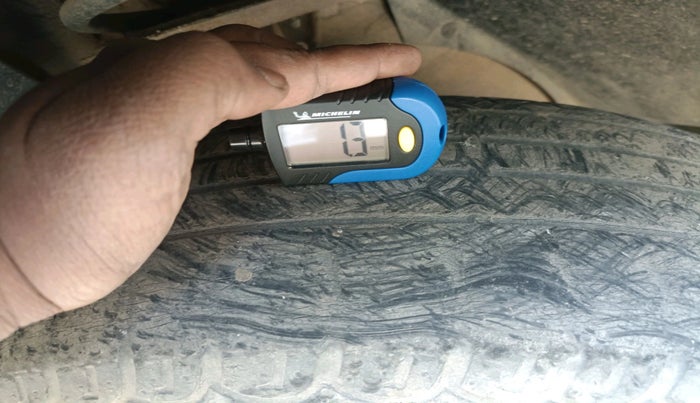 2018 Mahindra XUV500 W6, Diesel, Manual, 35,057 km, tyre