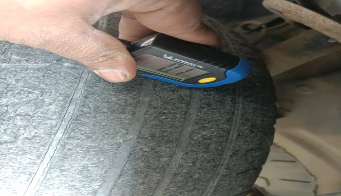 2018 Mahindra XUV500 W6, Diesel, Manual, 35,057 km, tyre