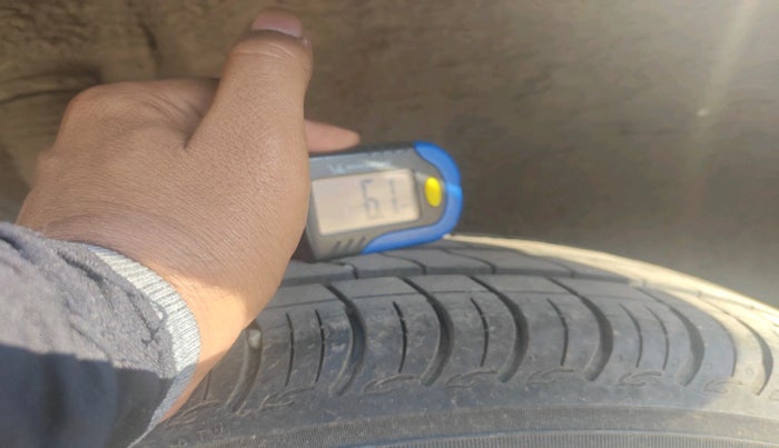 2022 Maruti S PRESSO VXI AMT, Petrol, Automatic, 30,108 km, tyre