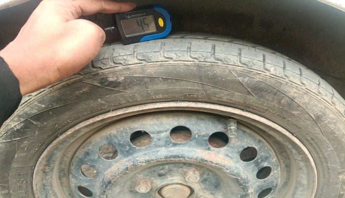 2013 Maruti Wagon R 1.0 VXI, Petrol, Manual, 1,47,626 km, tyre