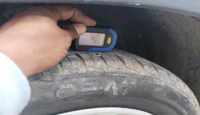 2023 Renault Kwid RXT 1.0, Petrol, Manual, 41,969 km, tyre