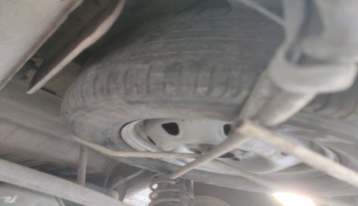 2017 Maruti Eeco 5 STR WITH A/C+HTR, Petrol, Manual, 91,356 km, tyre