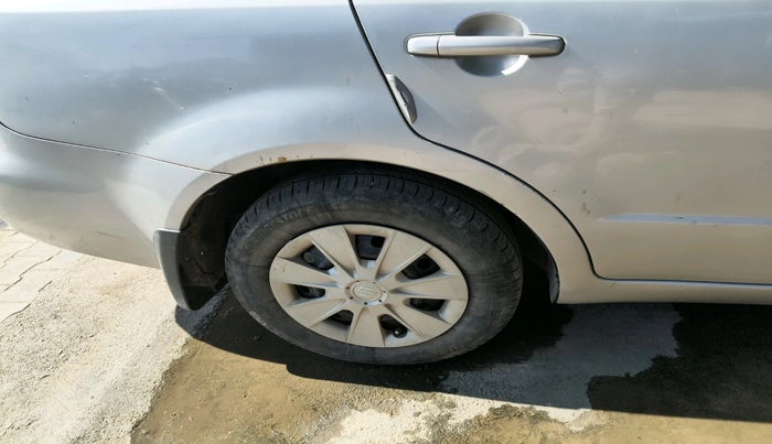 2010 Maruti SX4 VXI, Petrol, Manual, 1,55,007 km, tyre