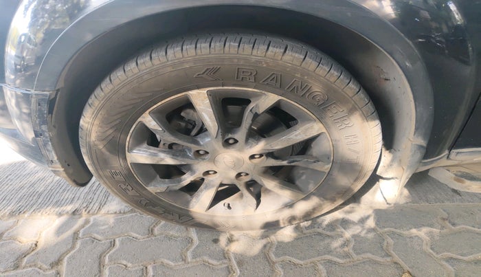 2020 Mahindra XUV500 W11, Diesel, Manual, 1,12,168 km, tyre