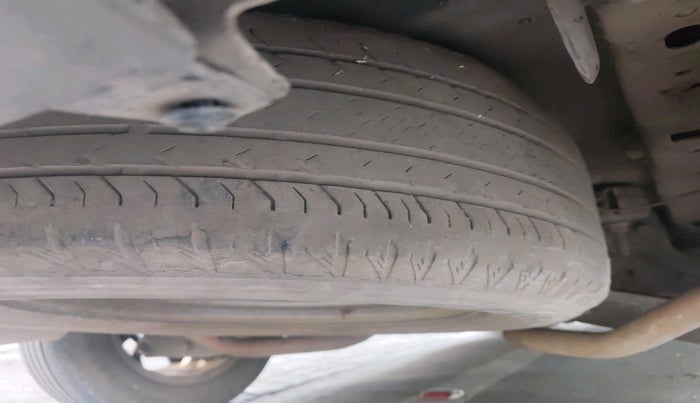 2020 Mahindra XUV500 W11, Diesel, Manual, 1,12,168 km, tyre