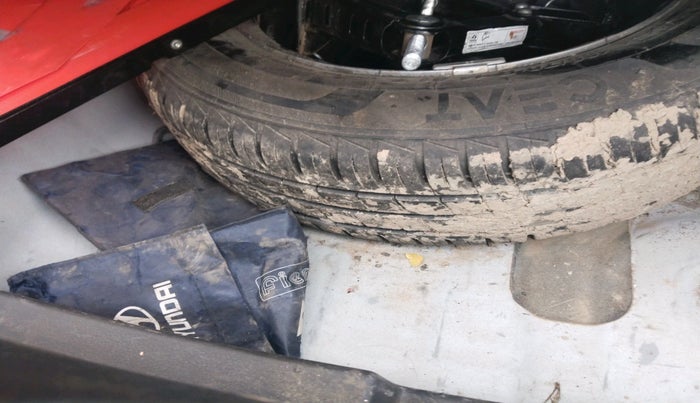 2021 Hyundai AURA S 1.2 CNG, Petrol, Manual, 1,35,232 km, tyre