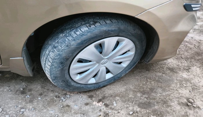 2016 Maruti Ertiga VXI CNG, Petrol, Manual, 76,502 km, tyre